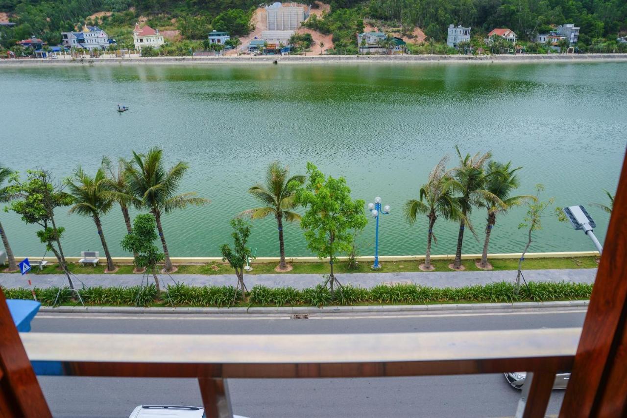 Ahoj Guest House Ha Long Esterno foto