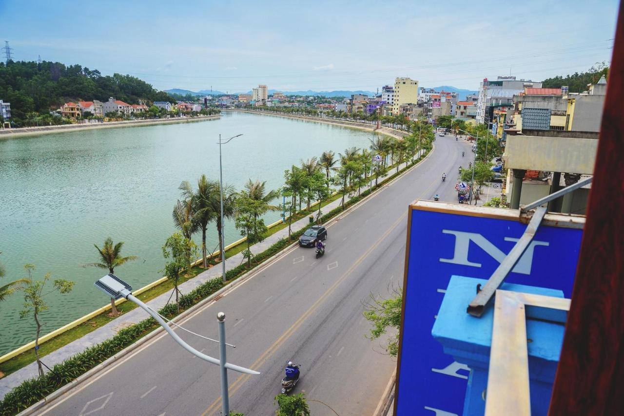 Ahoj Guest House Ha Long Esterno foto