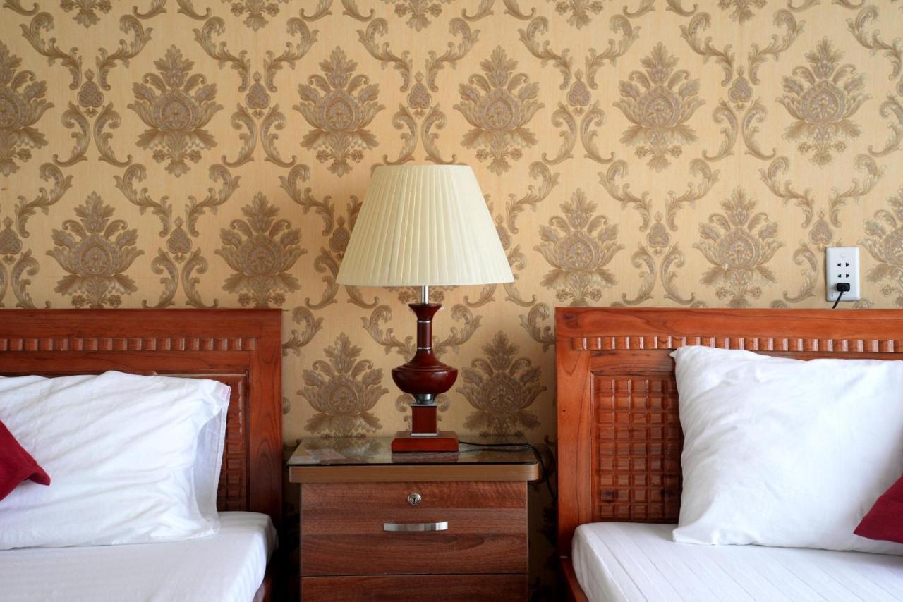 Ahoj Guest House Ha Long Esterno foto